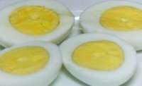 Закуска с яйцом и красной икрой