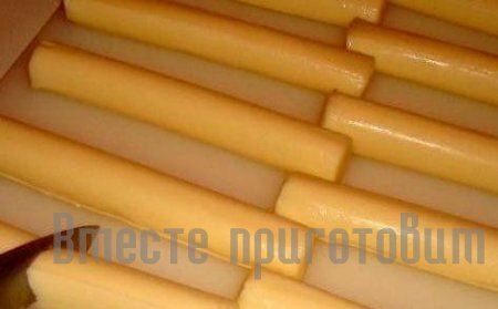 Сырные палочки из сыра моцареллы