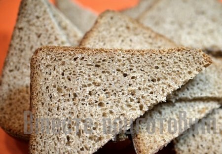 Бутерброд с сардинами и сёмгой