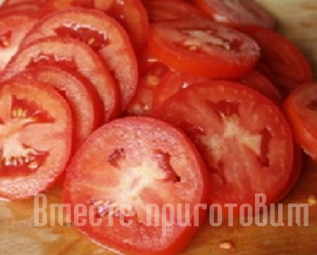 Баклажаны запечённые с помидоркой