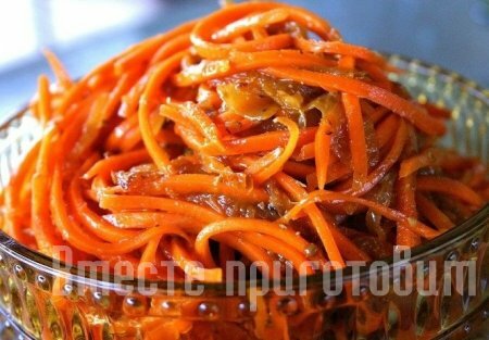 Салат из брокколи и морковки корейской