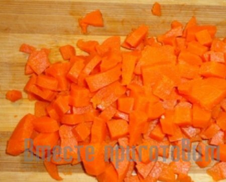 Салат с ветчиной и морковью